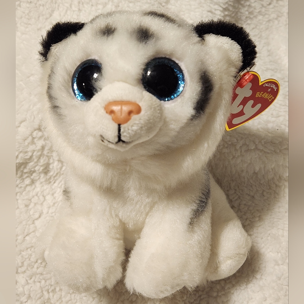 Ty Beanie Babies Collection Tundra the White Tiger Bday November 29 - Picture 2 of 4
